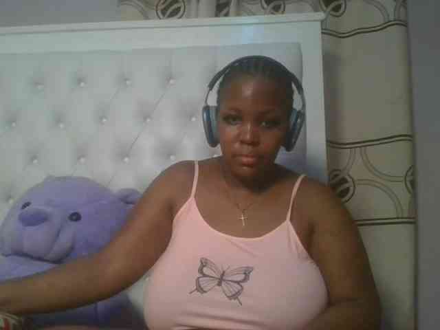 CuteTinkerbella webcam