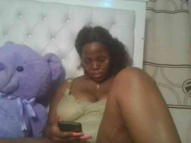 CuteTinkerbella webcam