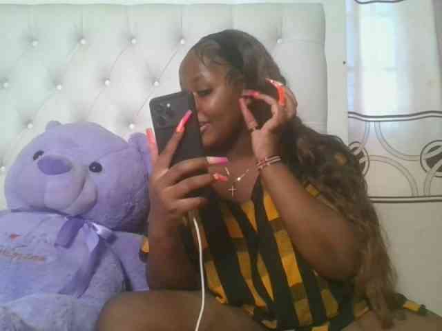 CuteTinkerbella webcam