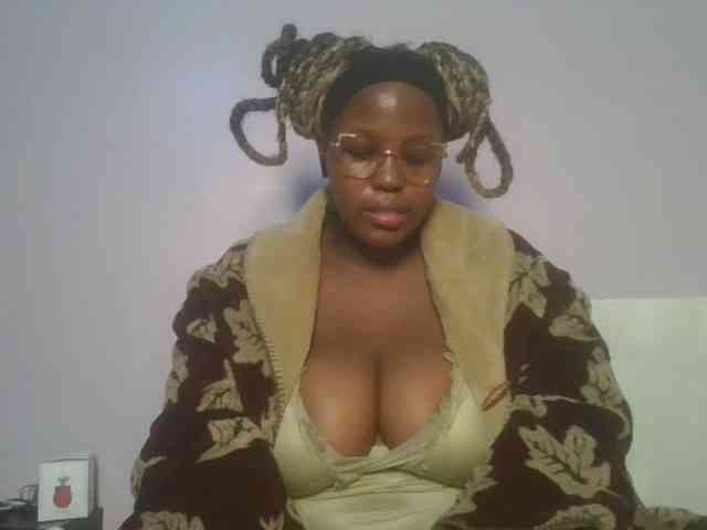 CuteTinkerbella webcam