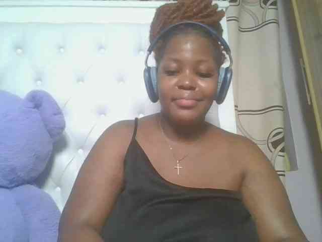 CuteTinkerbella webcam