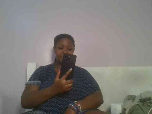 CuteTinkerbella webcam