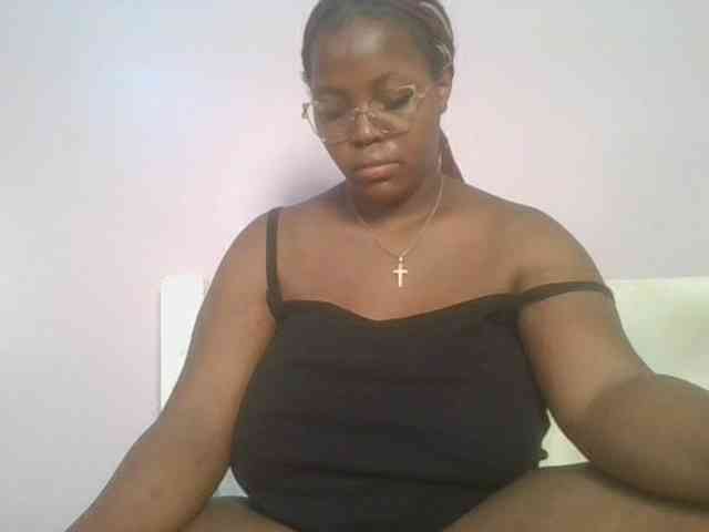 CuteTinkerbella webcam