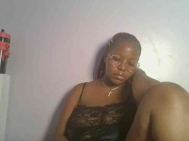 CuteTinkerbella webcam