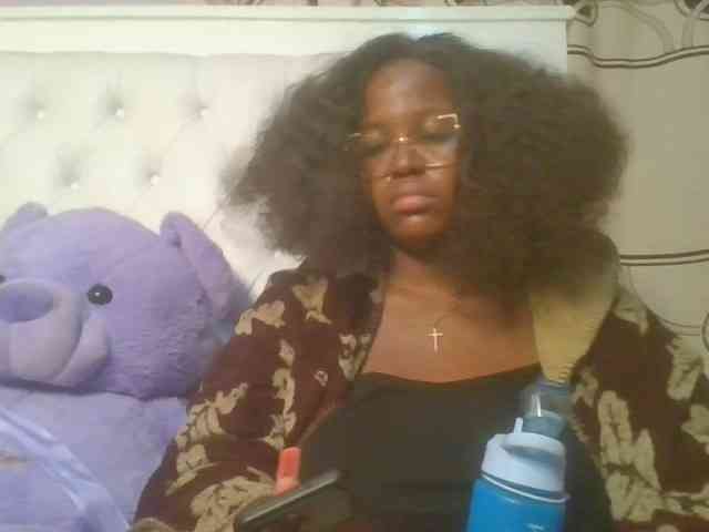 CuteTinkerbella webcam