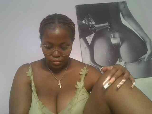 CuteTinkerbella webcam