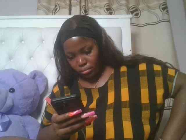 CuteTinkerbella webcam