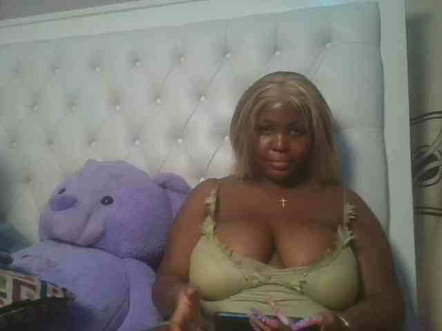 CuteTinkerbella webcam