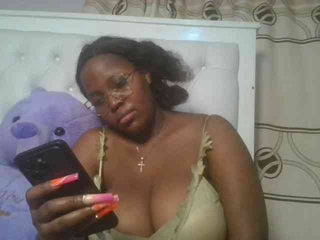 CuteTinkerbella webcam