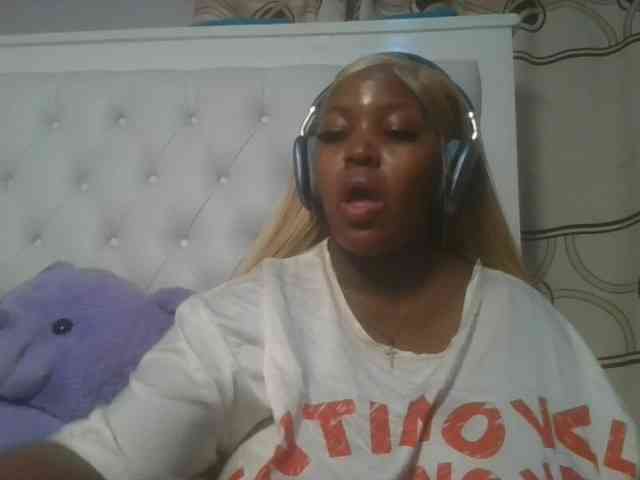 CuteTinkerbella webcam