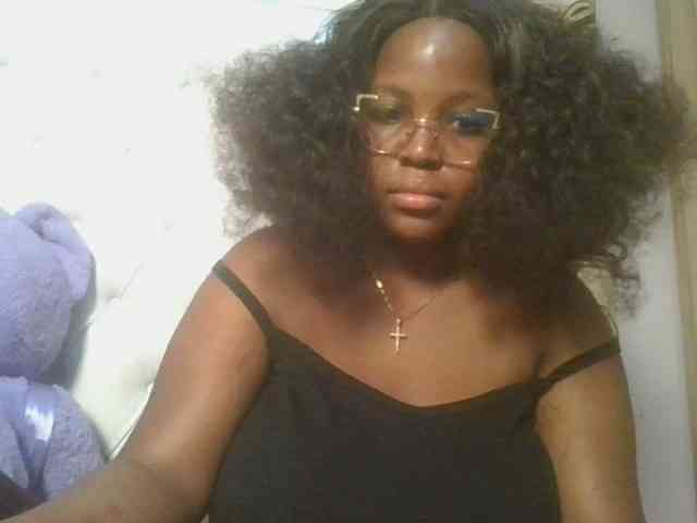 CuteTinkerbella webcam