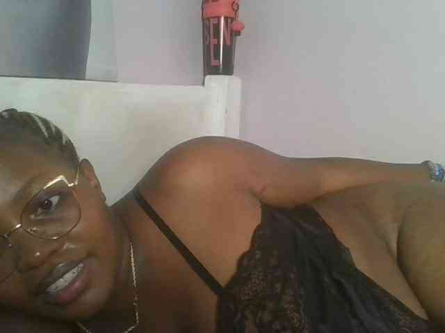 CuteTinkerbella webcam