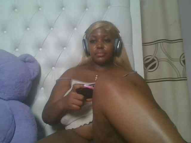 CuteTinkerbella webcam