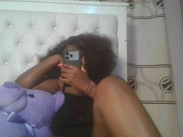 CuteTinkerbella webcam