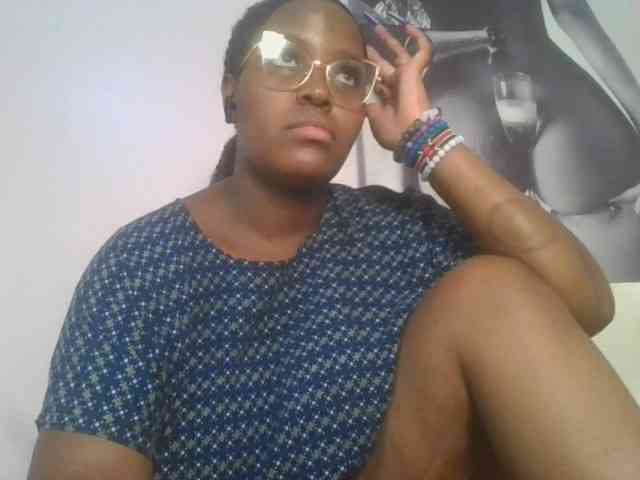 CuteTinkerbella webcam