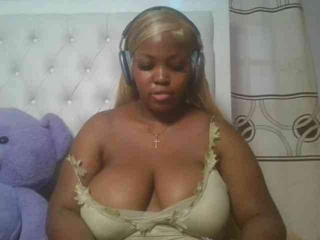 CuteTinkerbella webcam