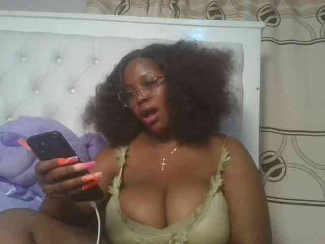 CuteTinkerbella webcam