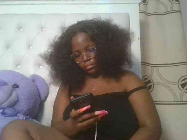 CuteTinkerbella webcam