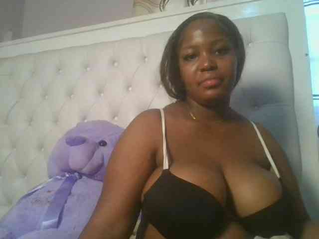 CuteTinkerbella webcam