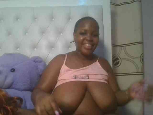 CuteTinkerbella webcam