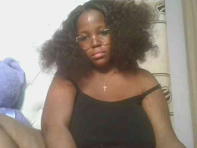 CuteTinkerbella webcam