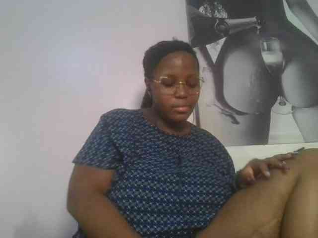 CuteTinkerbella webcam