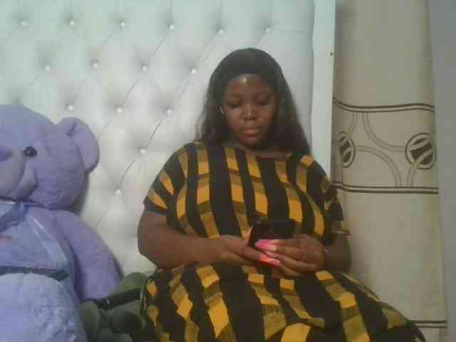 CuteTinkerbella webcam