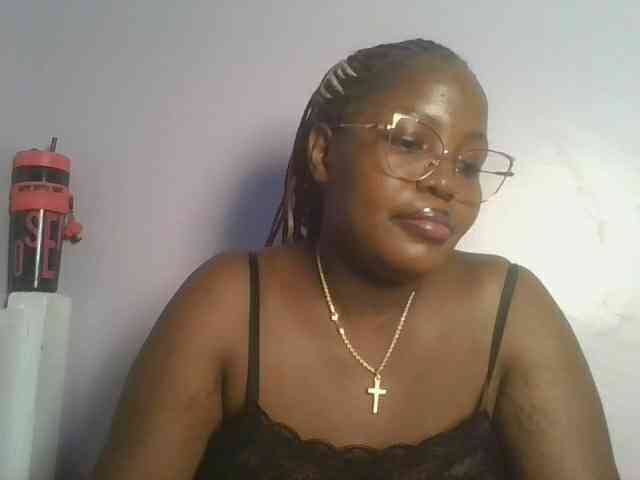 CuteTinkerbella webcam