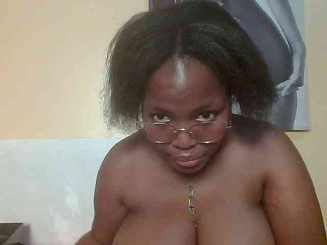 CuteTinkerbella webcam