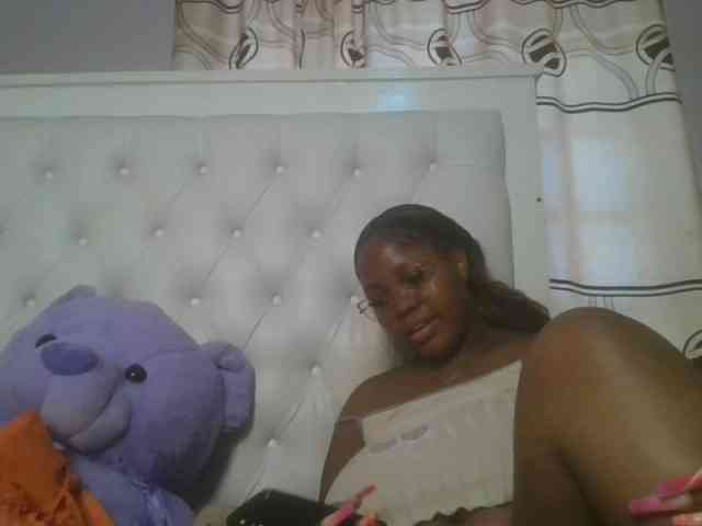 CuteTinkerbella webcam