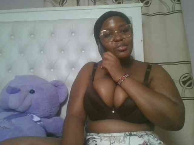 CuteTinkerbella webcam