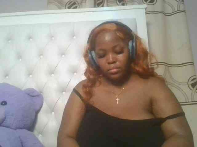 CuteTinkerbella webcam