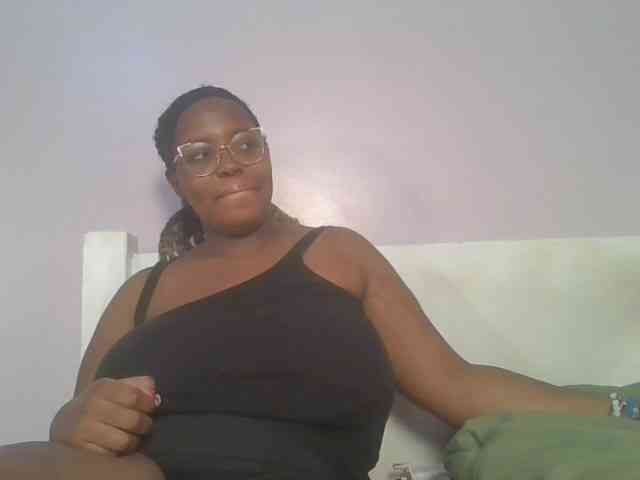 CuteTinkerbella webcam