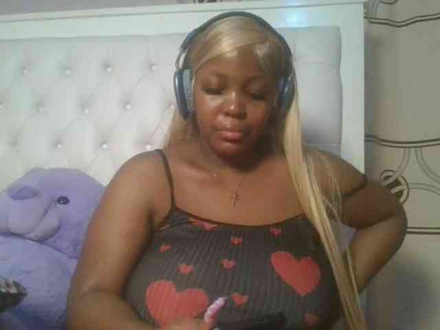 CuteTinkerbella webcam