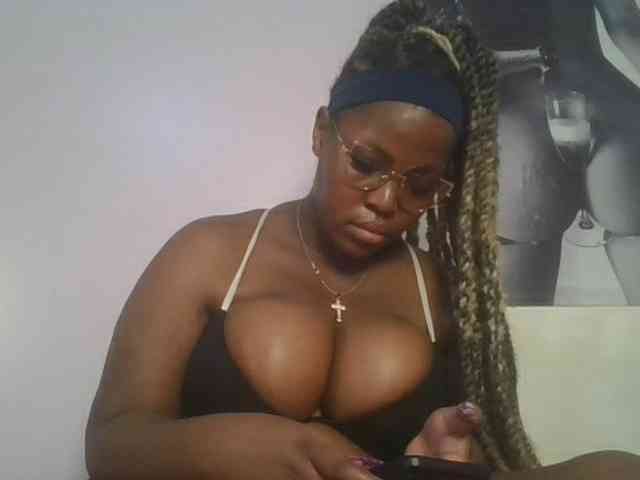 CuteTinkerbella webcam