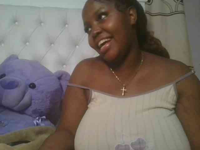 CuteTinkerbella webcam