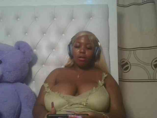 CuteTinkerbella webcam