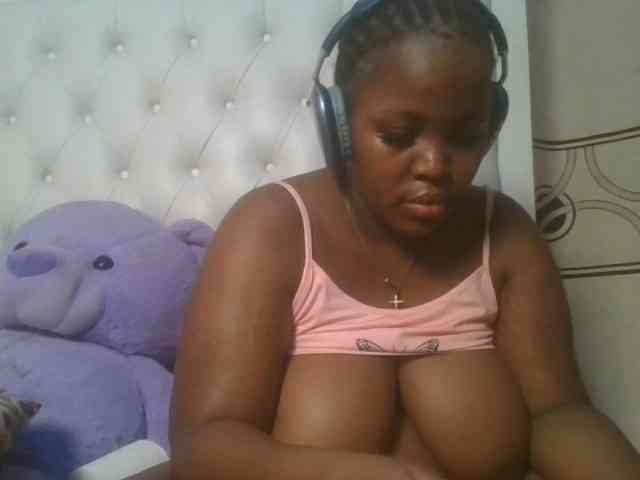 CuteTinkerbella webcam