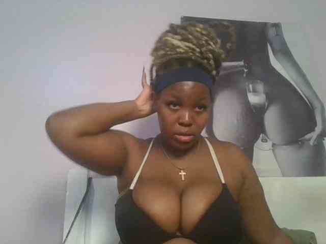 CuteTinkerbella webcam