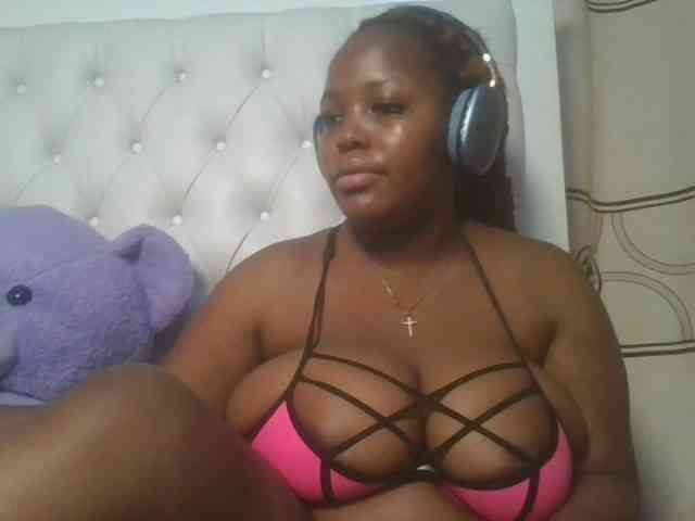 CuteTinkerbella webcam