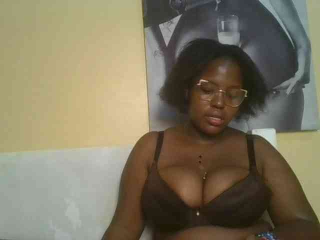 CuteTinkerbella webcam