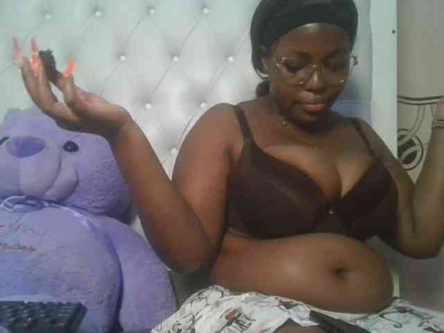 CuteTinkerbella webcam