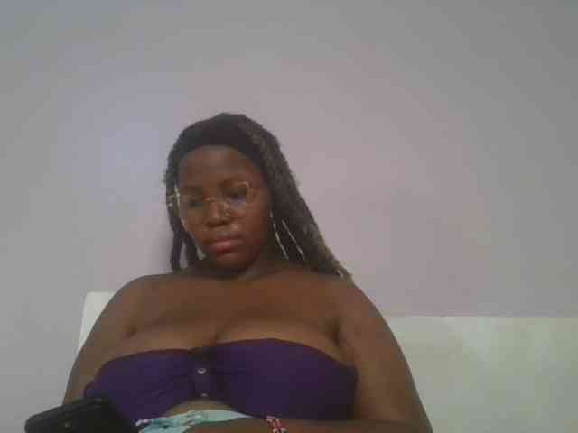 CuteTinkerbella webcam