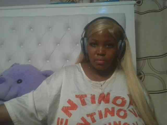 CuteTinkerbella webcam