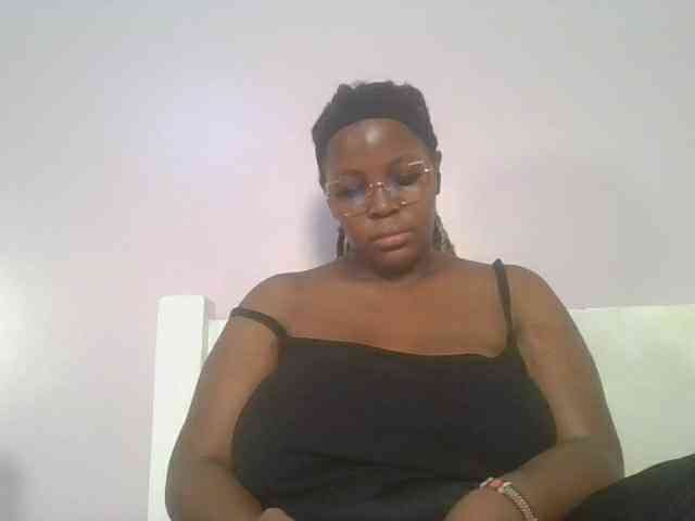 CuteTinkerbella webcam