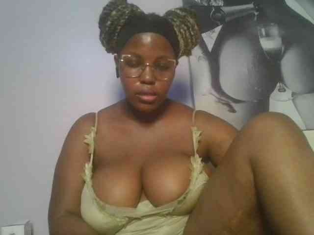 CuteTinkerbella webcam