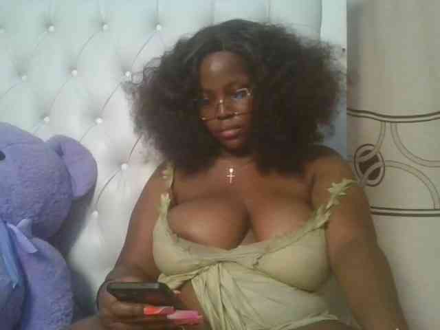 CuteTinkerbella webcam