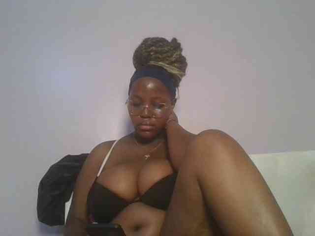 CuteTinkerbella webcam