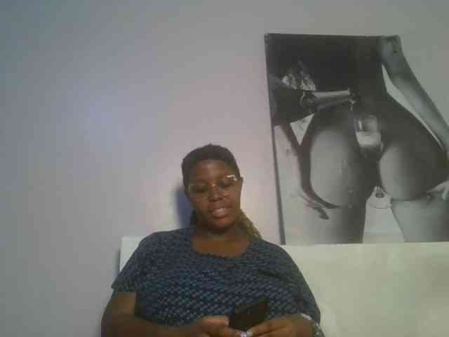 CuteTinkerbella webcam