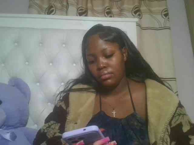 CuteTinkerbella webcam